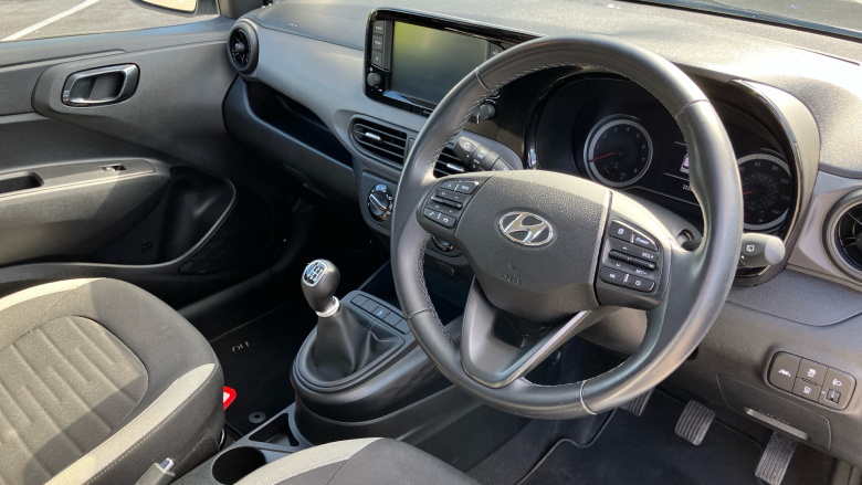 Hyundai i10 1.0 MPi SE Connect 5dr Petrol Hatchback